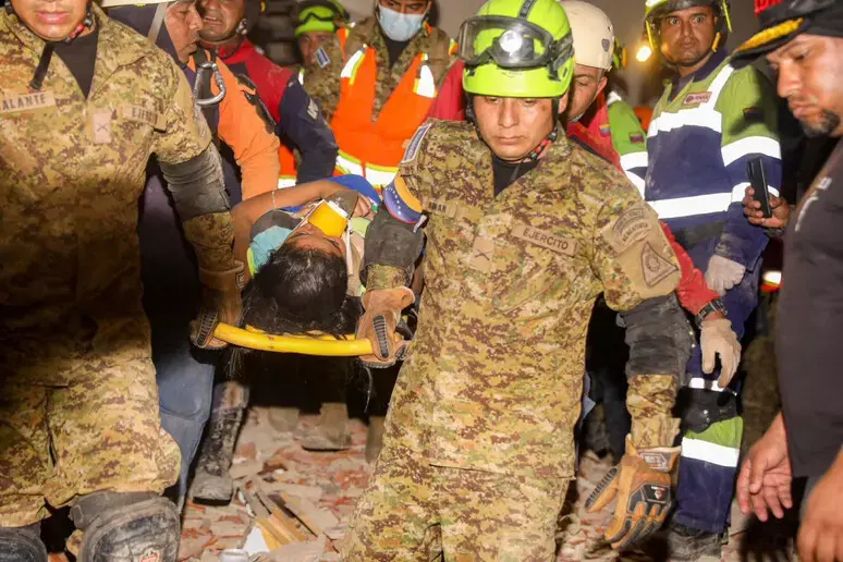 Más de 2.140 rescatistas de 30 países llegan a Venezuela