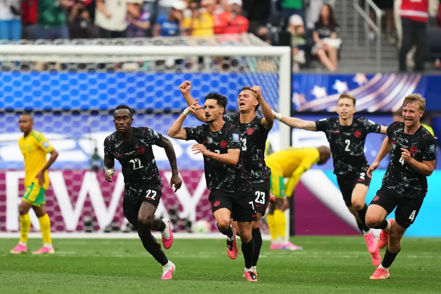 Canadá avanza a octavos de final tras vencer a Sudáfrica en el inicio de la fase eliminatoria del Mundial 2026