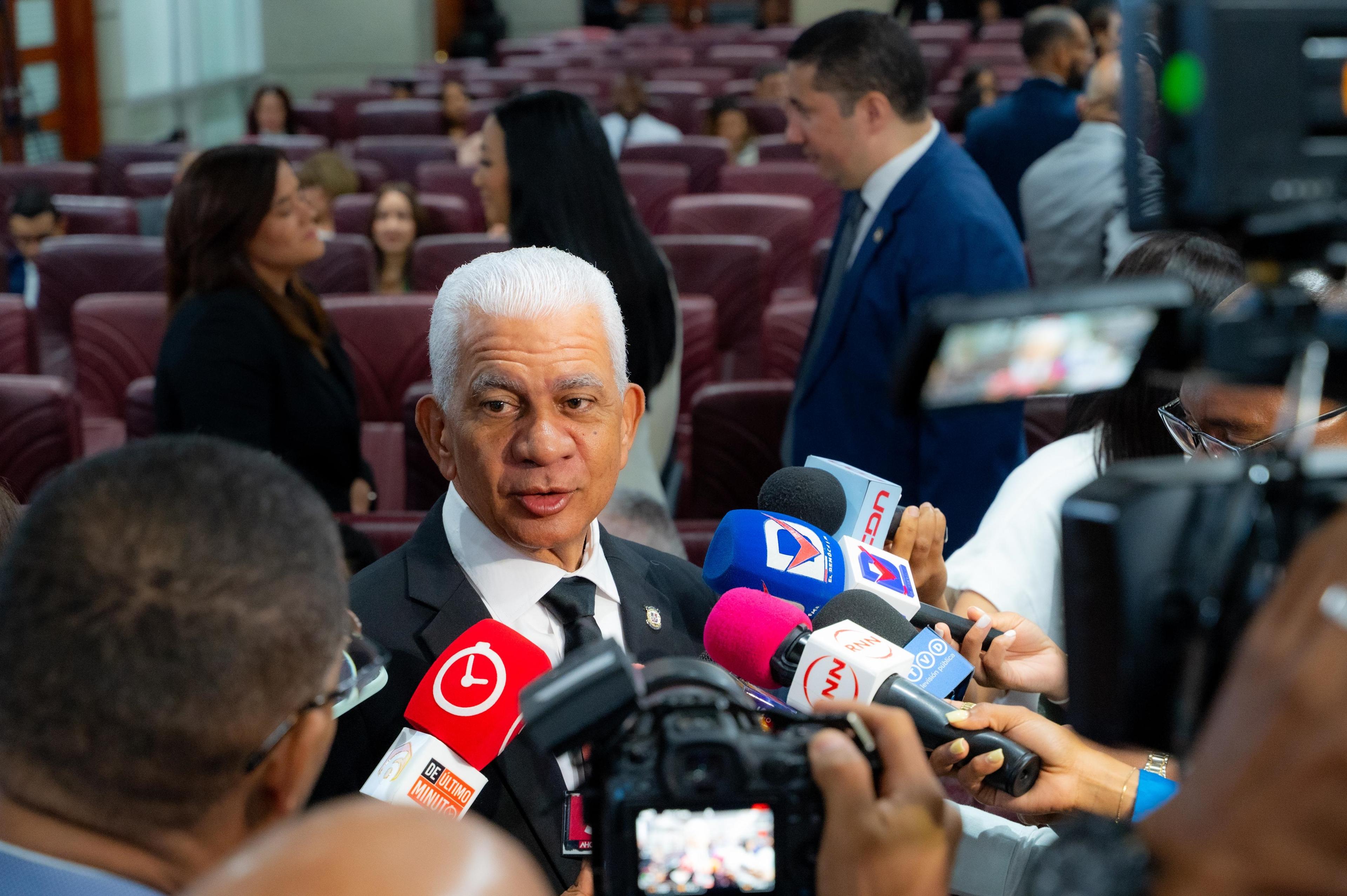 Ricardo de los Santos descarta aplazar entrada en vigor del Código Penal y afirma que el país no puede seguir sin una legislación moderna