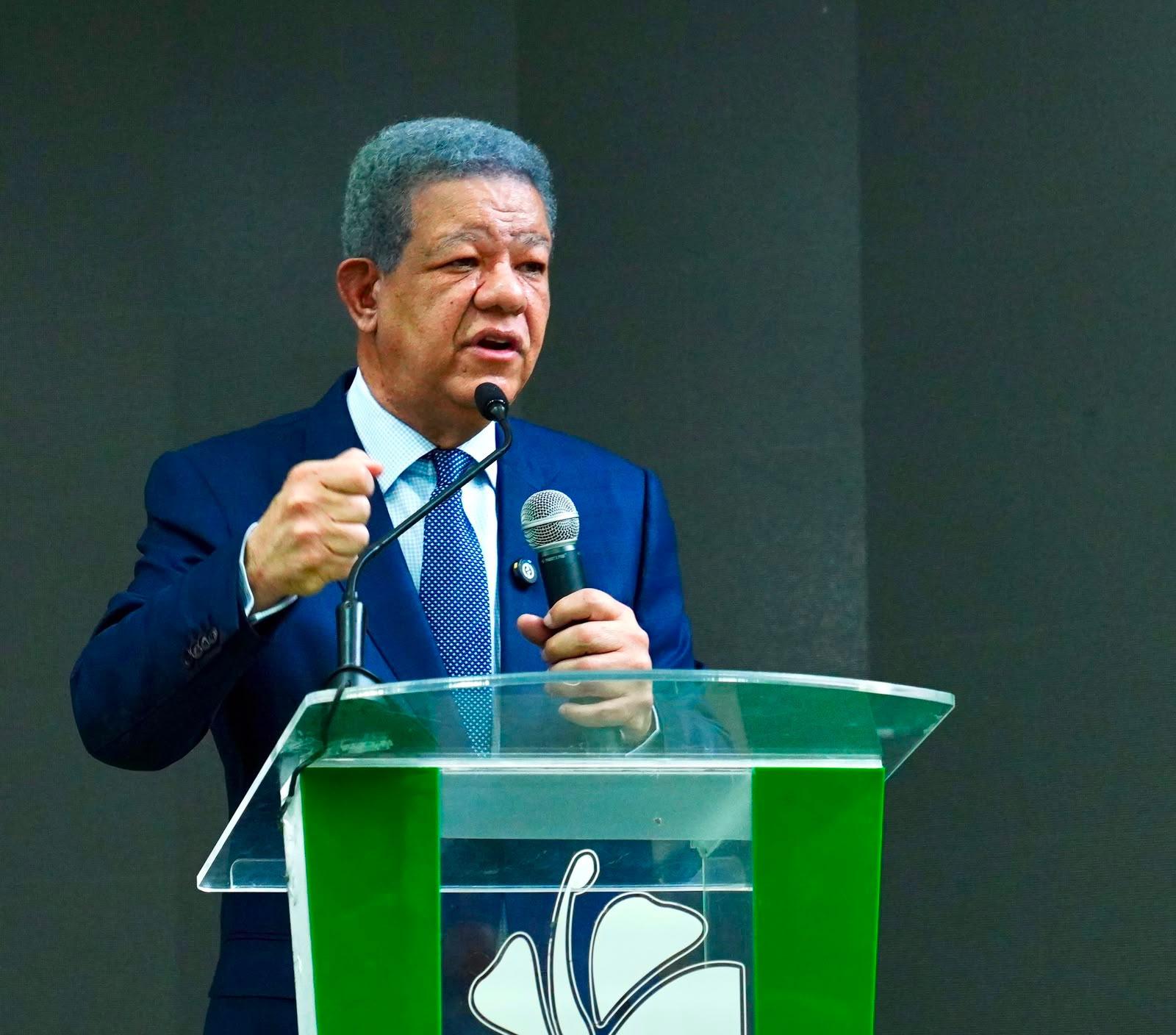 Leonel: El PRM dejará una deuda pública para pagar nómina y salarios