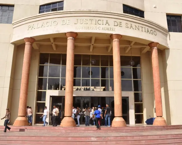 Condenan hasta 30 años de prisión a seis hombres por asesinato de niño de 9 años en Santiago