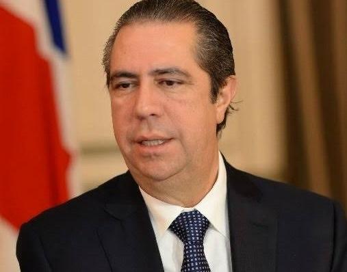 Francisco Javier García respalda propuesta debates precandidatos presidenciales