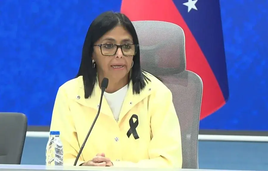 Delcy confirma diálogo con EE. UU. y el FMI para reconstrucción Venezuela