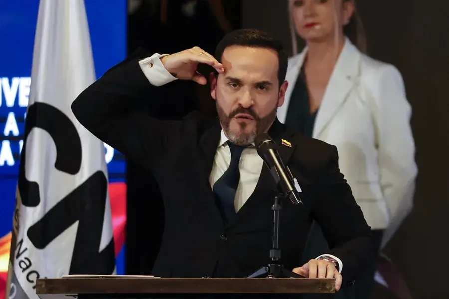 El presidente electo de Colombia acusa a Petro de orquestar un «golpe de Estado»