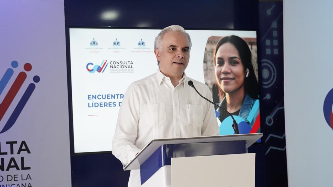 Comisión para la Transformación Educativa incorpora a líderes de opinión al proceso de reforma del sistema educativo