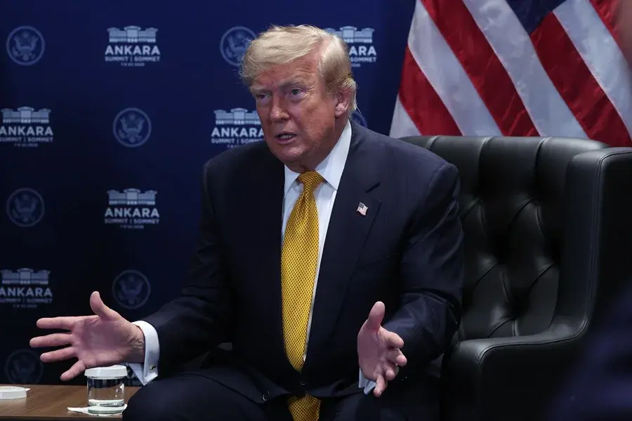 Trump dice que España es una «causa perdida» y pide cortar «todo el comercio» con el país