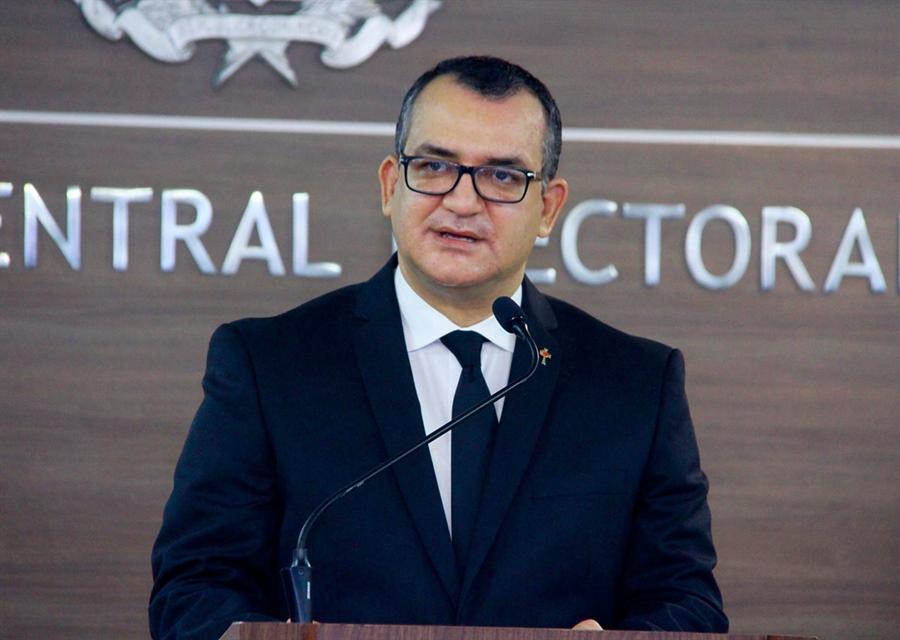 JCE reafirma vigencia del reglamento sobre encuestas electorales y niega presiones para modificarlo