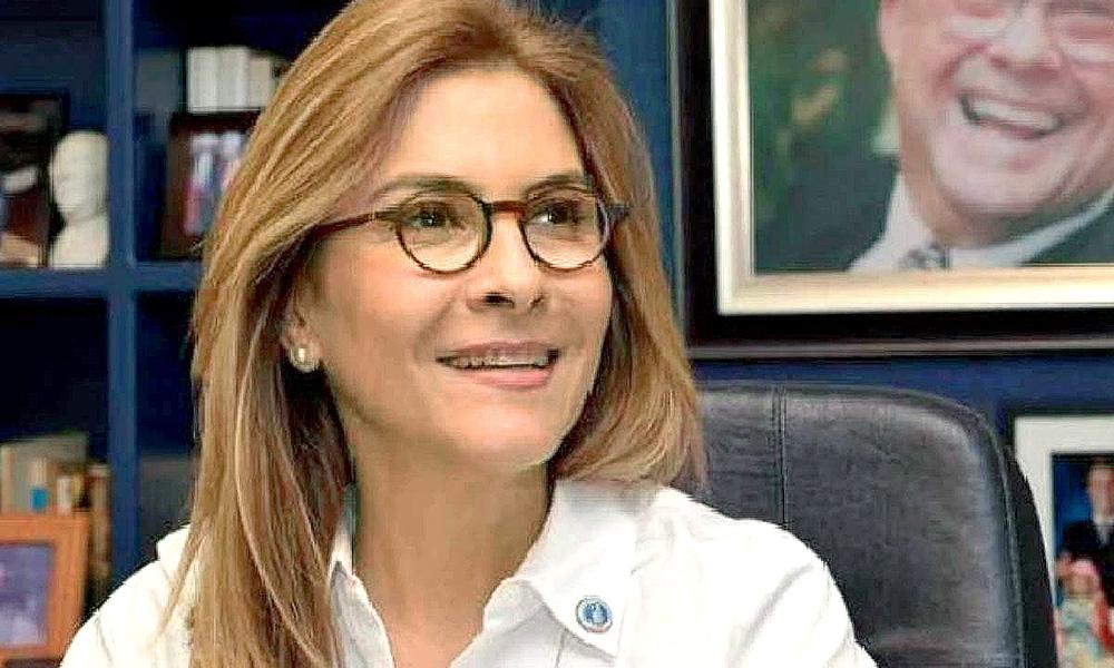 Carolina Mejía plantea prioridades de un eventual gobierno con énfasis en educación, salud, energía y desarrollo económico