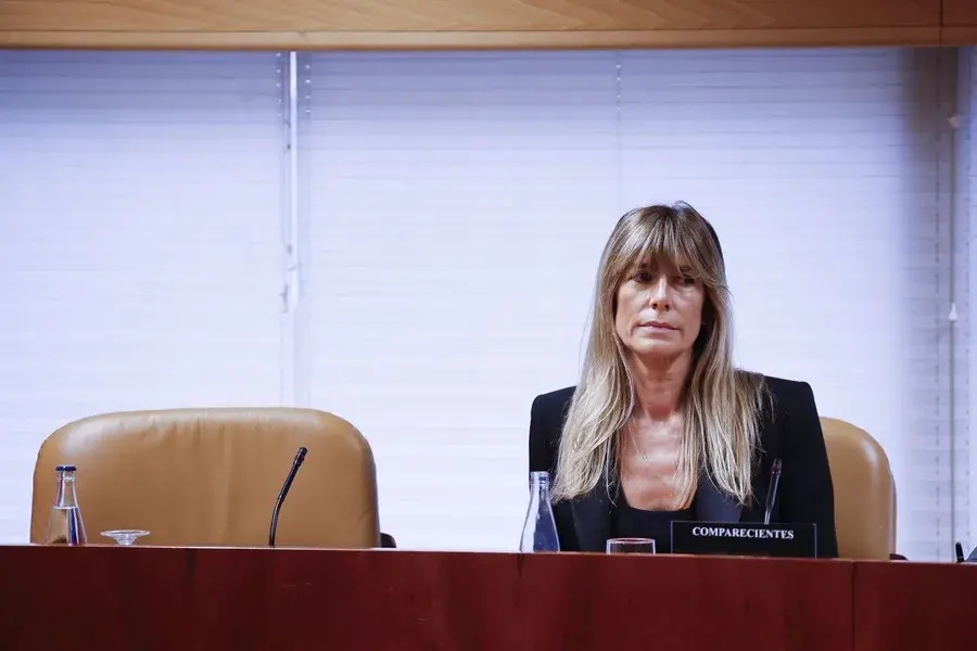 La Audiencia de Madrid mantiene el juicio con jurado contra Begoña Gómez por dos delitos y levanta las cautelares