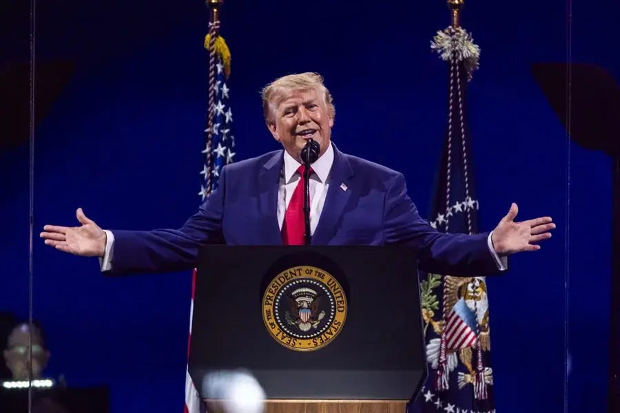 El operador del teleprónter de Trump pudo haber ganado dinero apostando sobre sus discursos