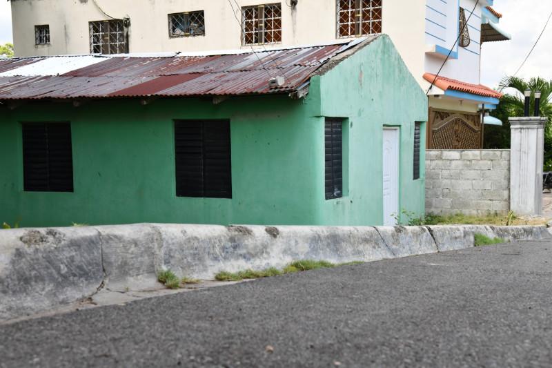 Fiscalía investiga muerte de hombre liberado tras arresto; autopsia preliminar atribuye deceso a leptospirosis