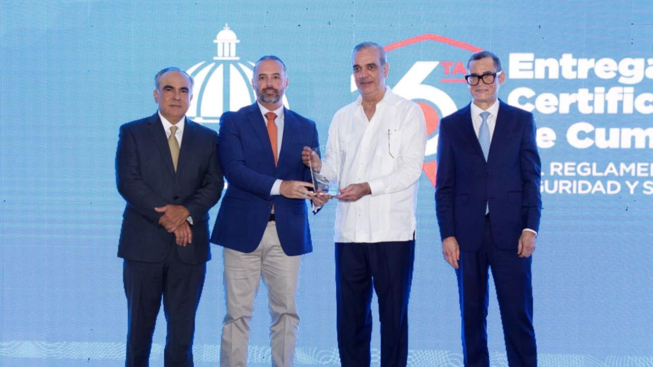 Gobierno certifica a 633 entidades por cumplir normas de seguridad laboral