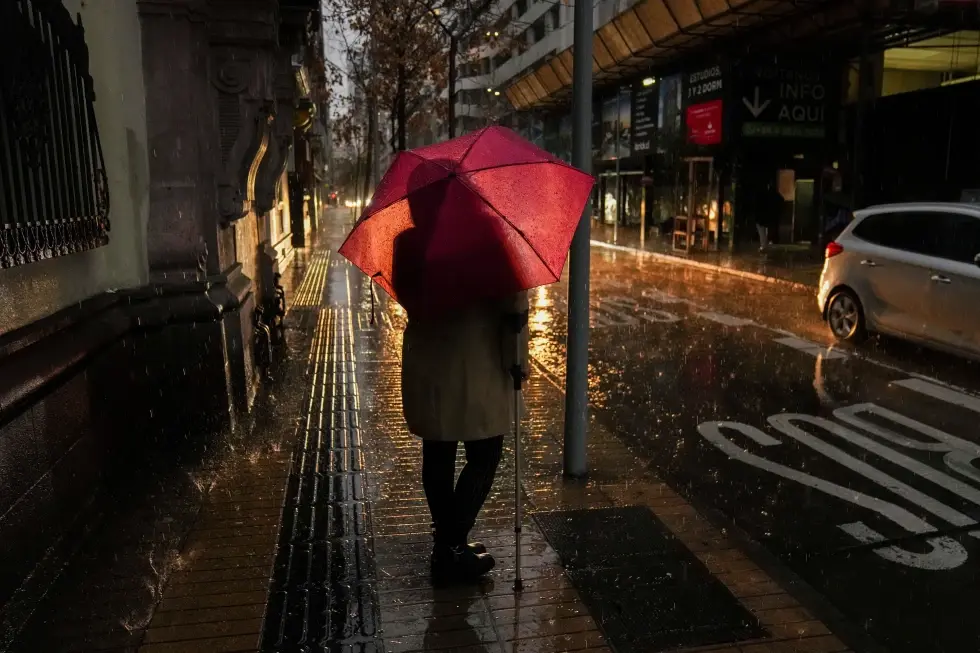 Muertos por fuertes lluvias en Chile ascienden a 13; autoridades empiezan a contabilizar daños