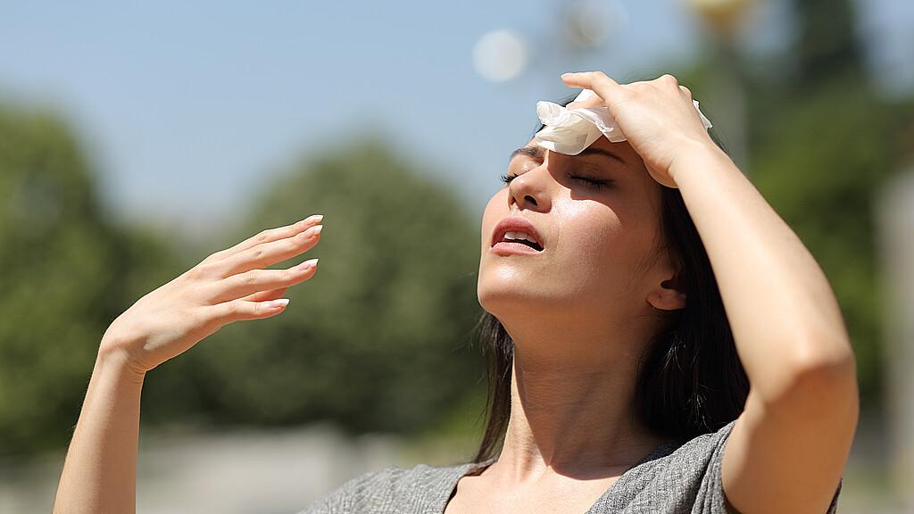Sistema anticiclónico mantiene escasas lluvias y persistirá el intenso calor en gran parte del país