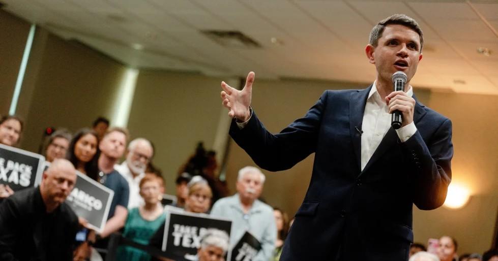 Candidato demócrata busca recuperar a hispanos en la frontera de Texas