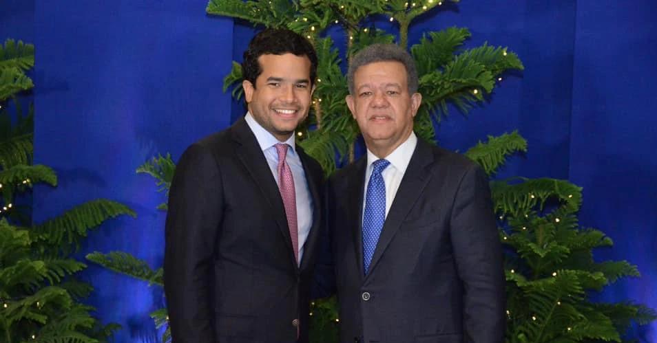 Leonel y Omar intercambian roles en un video por el Día del Padre con guiños hacia el 2028