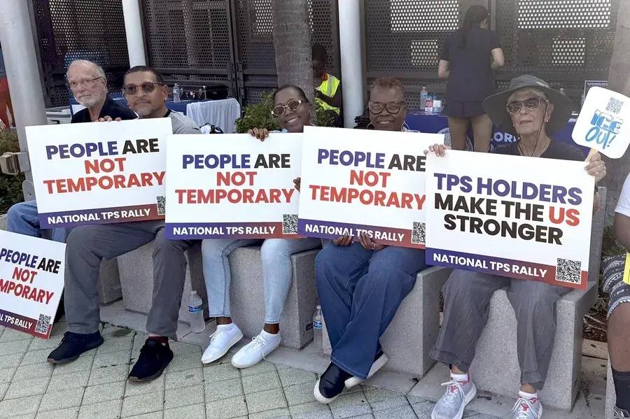 ICE prepara un operativo para deportar a migrantes haitianos tras el fin del TPS, según CBS