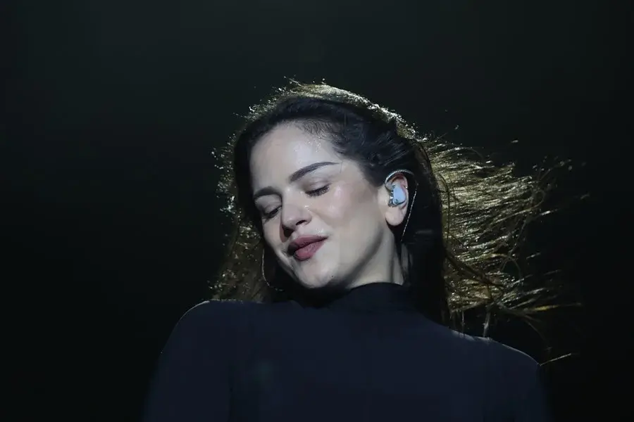 Rosalía deja atrás polémica y celebra con sus seguidores argentinos una noche especial