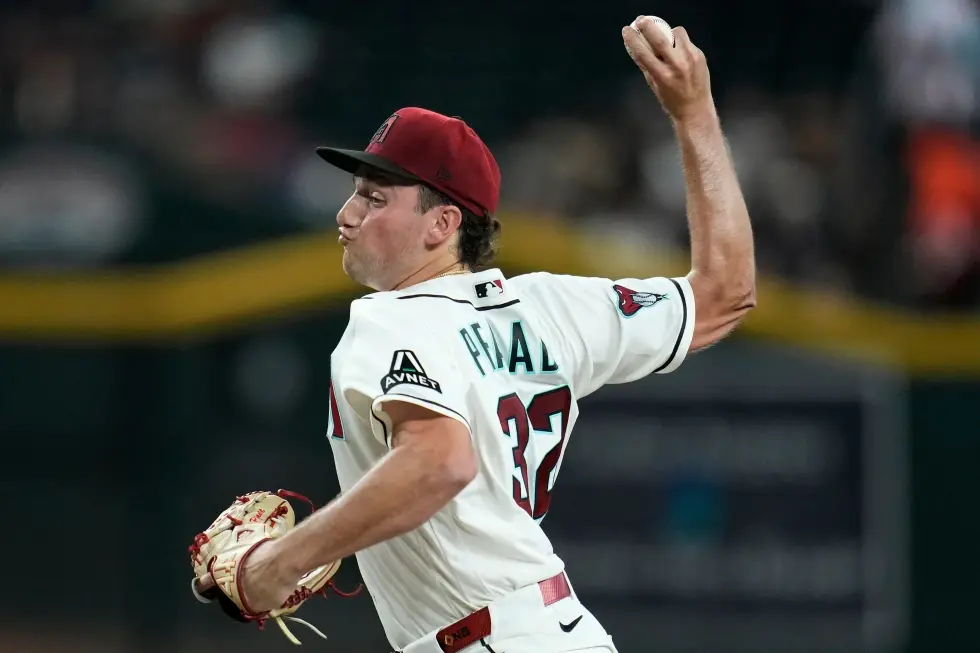 Sports Pfaadt y Tawa guían a los Diamondbacks con triunfo 5-1 ante Padres en duelo por comodín de la NL