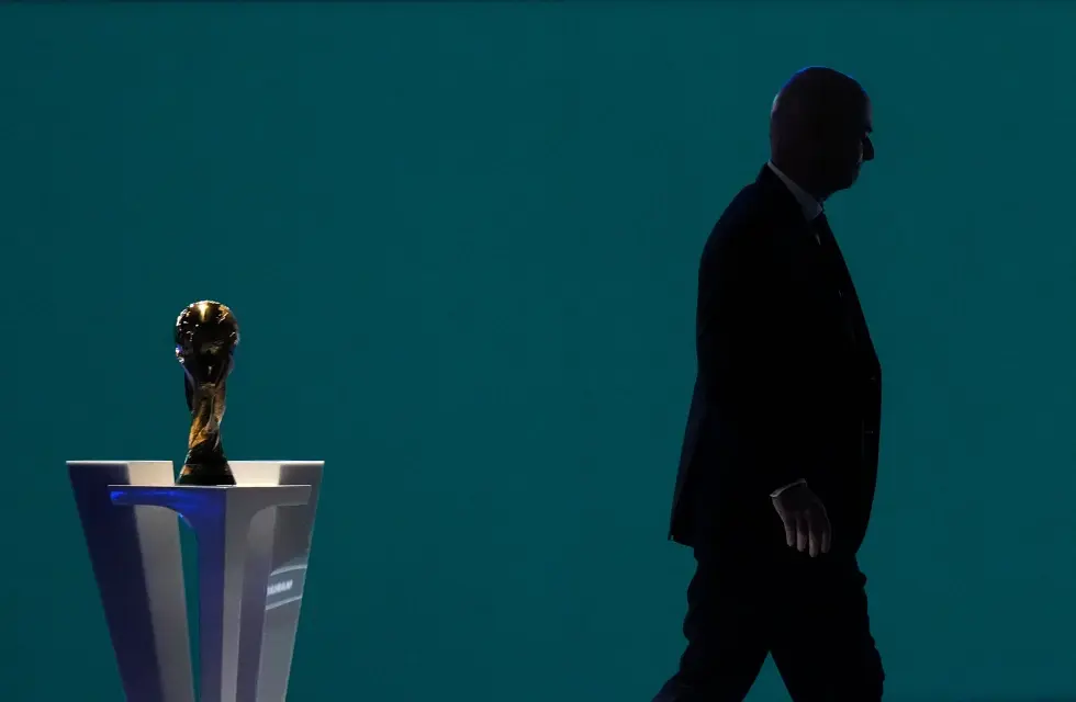 Ligas europeas exigen reformas en la FIFA y aumentan la presión sobre Gianni Infantino
