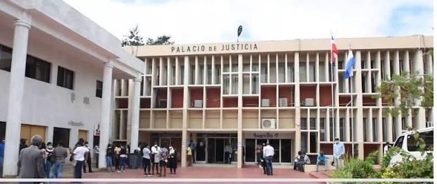 Condenan a cinco años de prisión a dos integrantes de red transnacional de narcotráfico y lavado de activos desmantelada en San Pedro de Macorís