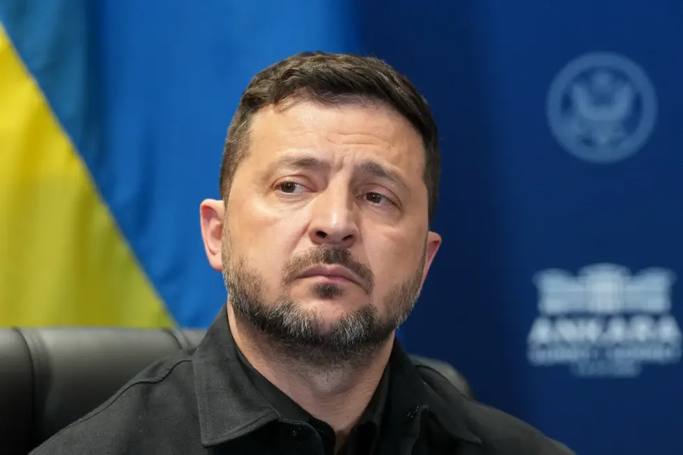 Ataques rusos matan a 4 en Kiev y en la región circundante ante falta de defensas antiaéreas
