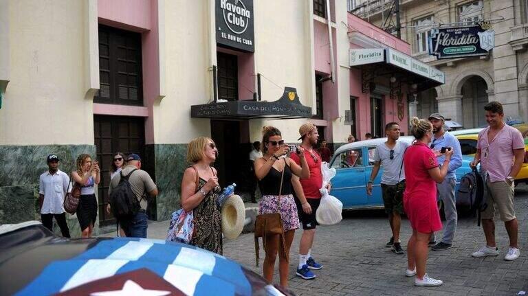 Cuba pierde el mercado colombiano en medio del desplome del turismo