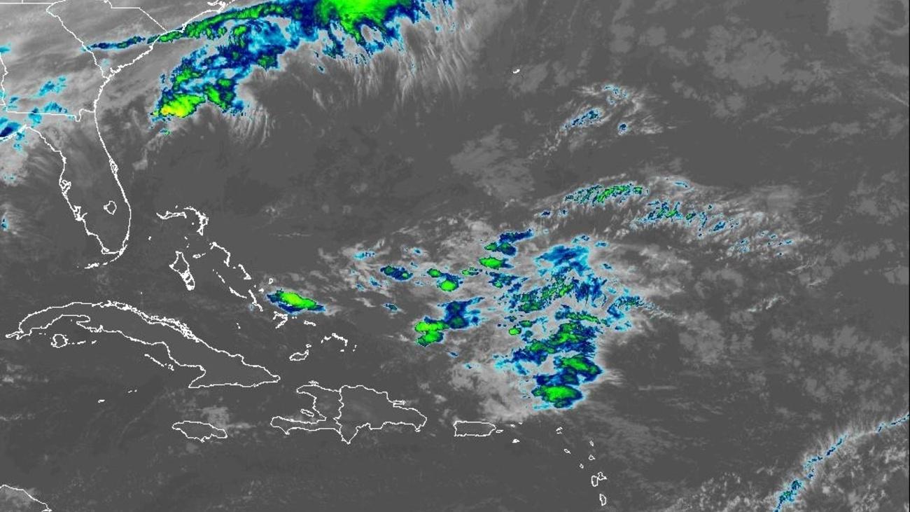 Onda tropical provocará fuertes aguaceros y tormentas eléctricas este martes en gran parte del país