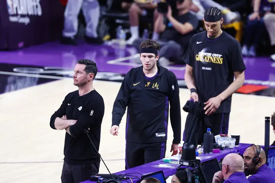 Los Lakers, vendidos por 12.000 millones de dólares a los empresarios Josh Kushner y Bob Iger