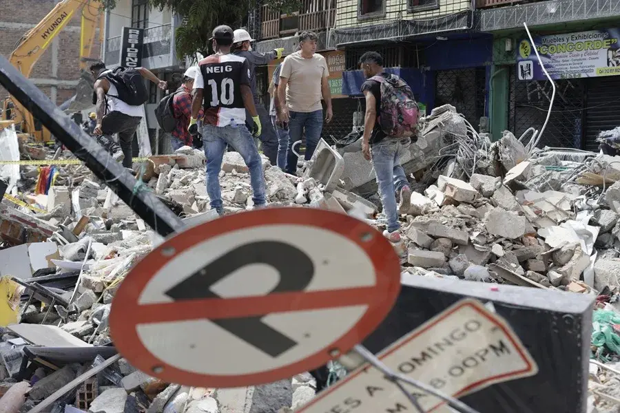 El Gobierno colombiano confirma al menos 239 muertos y 3.755 heridos por el terremoto
