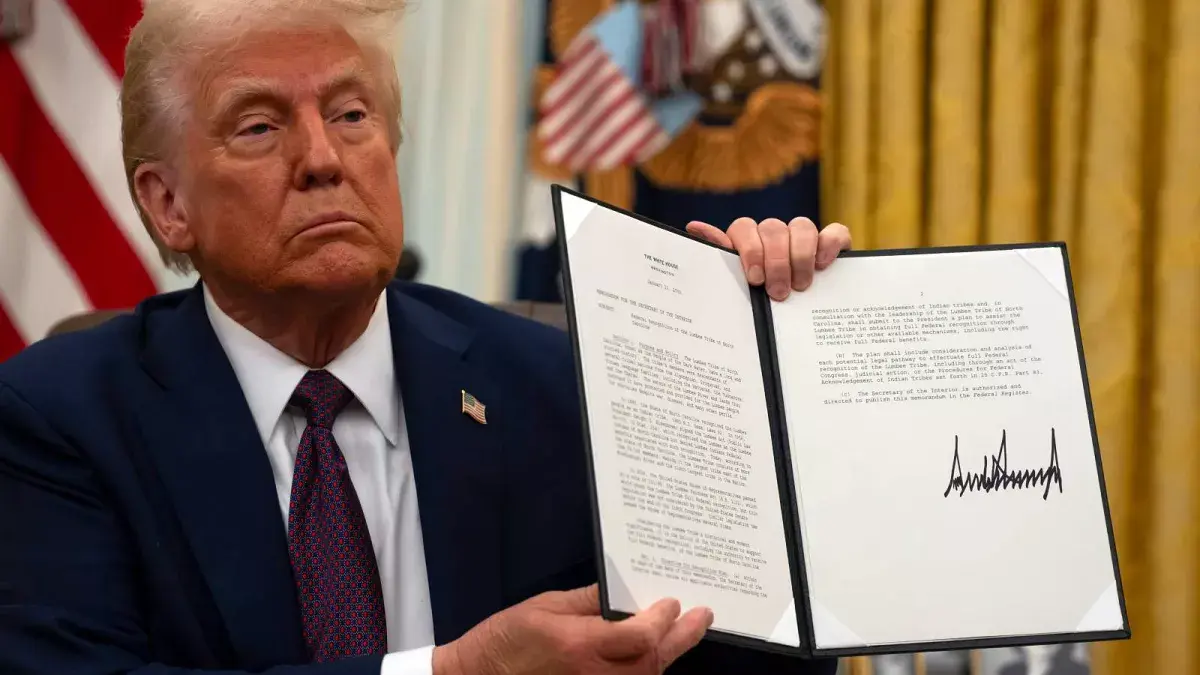 Orden de Trump amenaza con cancelar visas y prohibir entrada por “turismo de parto”