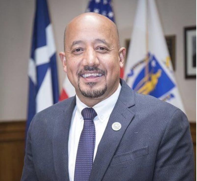 Arrestan al alcalde dominicano de Lawrence por presunto fraude y lavado de dinero con fondos de la pandemia