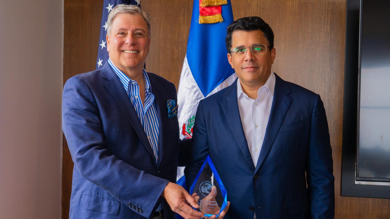 Collado refuerza promoción turística de República Dominicana con encuentros en Filadelfia y Charlotte