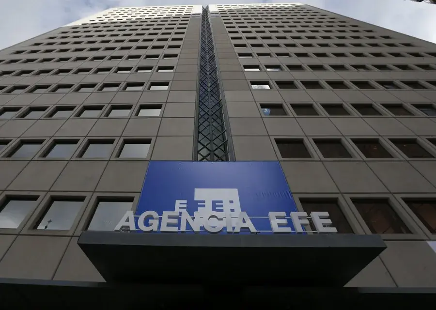 Marruecos expulsa de Castillejos a periodistas de EFE y RTVE que cubrían la crisis migratoria en Ceuta