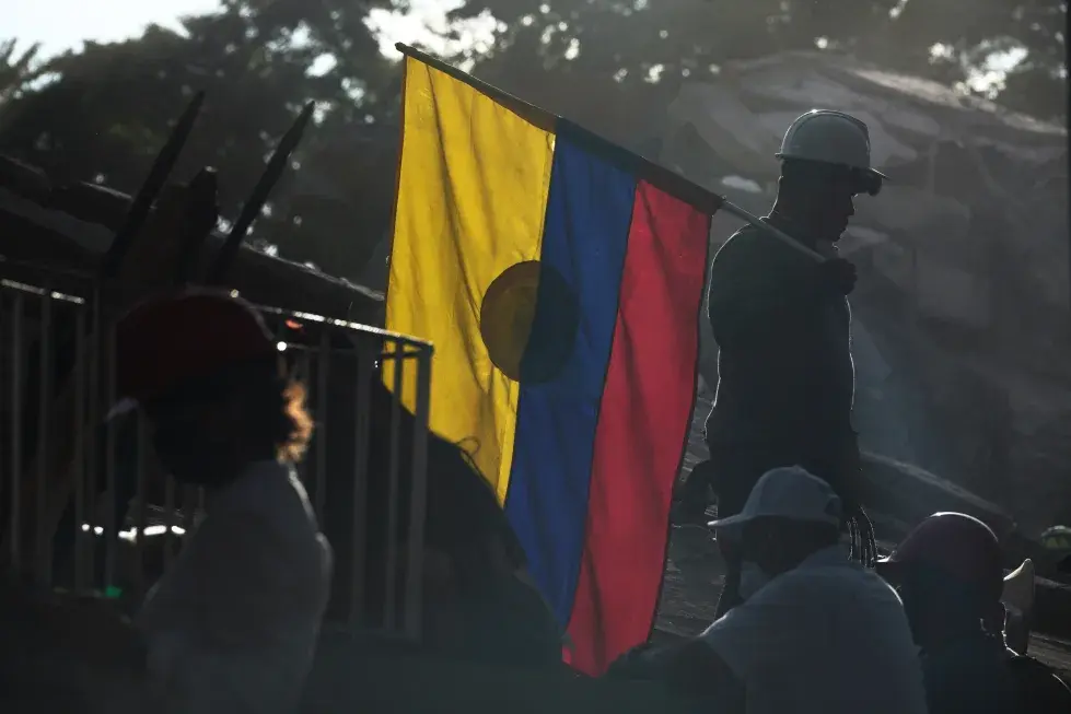 Colombia prioriza la búsqueda de más de un centenar de desaparecidos tras devastador terremoto