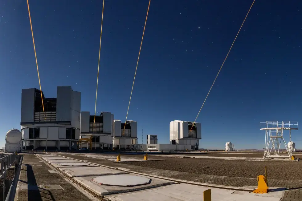 Descubren la estrella más rápida de la Vía Láctea orbitando cerca de un agujero negro