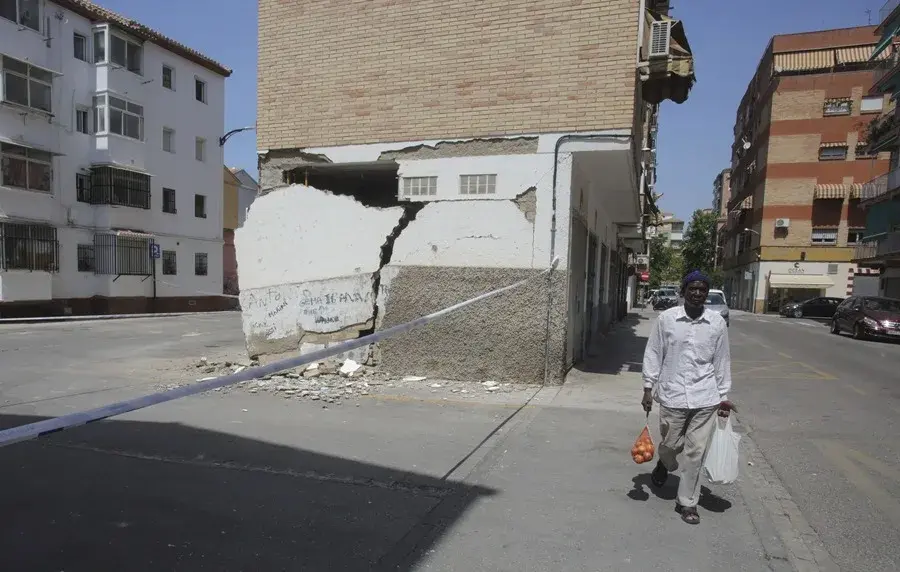 Cinco nuevos terremotos marcan la madrugada en Granada, dos sentidos por la población