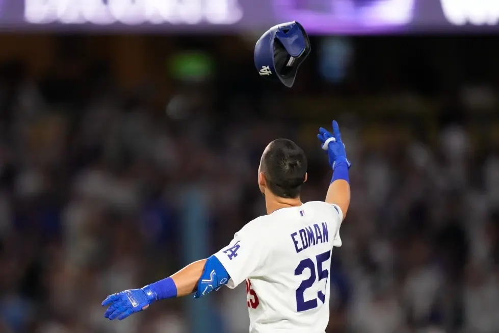 Tommy Edman deja en el terreno a los Piratas y Dodgers ganan 5-4 en diez entradas