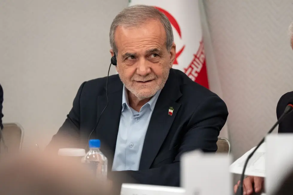 Irán amenaza a países vecinos ante ofensiva económica de EEUU mientras Egipto intenta reactivar negociaciones