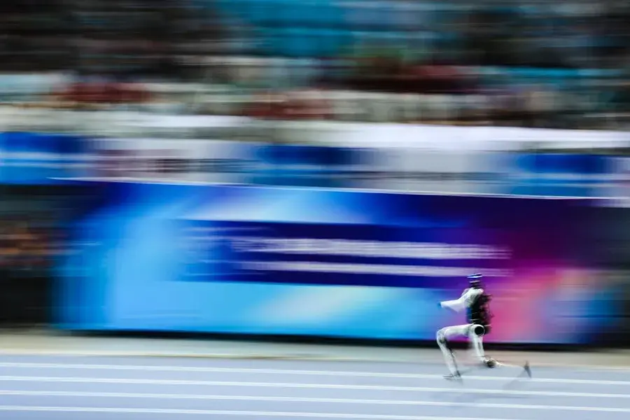 Un robot chino supera el récord mundial humano en la competencia de atletismo de los 100 metros