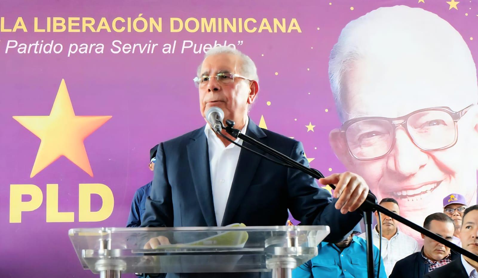 Danilo Medina: Gobierno del PRM le sale demasiado caro al pueblo dominicano