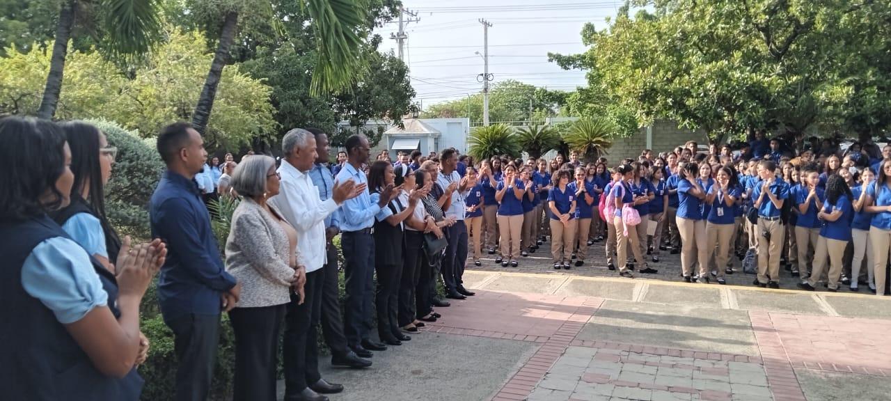 Embajador cubano resalta en Baní los vínculos históricos entre Cuba y República Dominicana