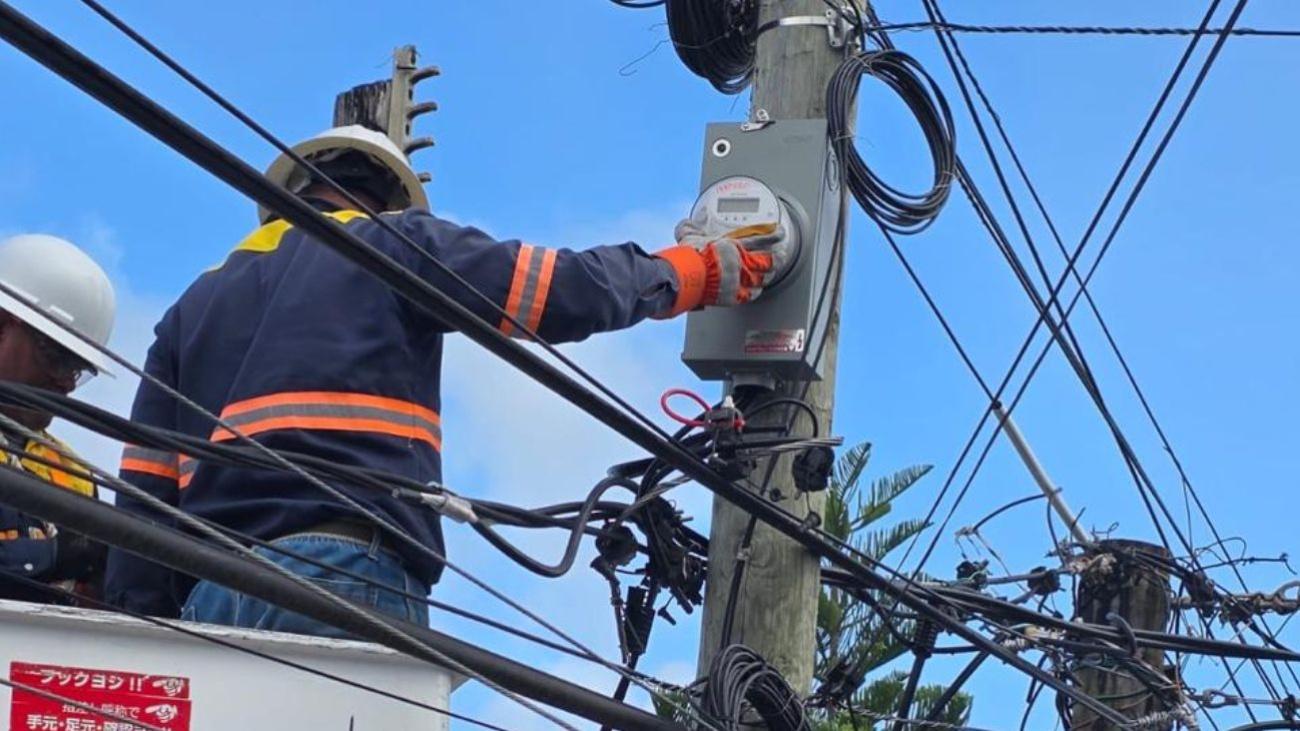 Edeeste inicia instalación de 145,000 medidores inteligentes para modernizar el servicio eléctrico
