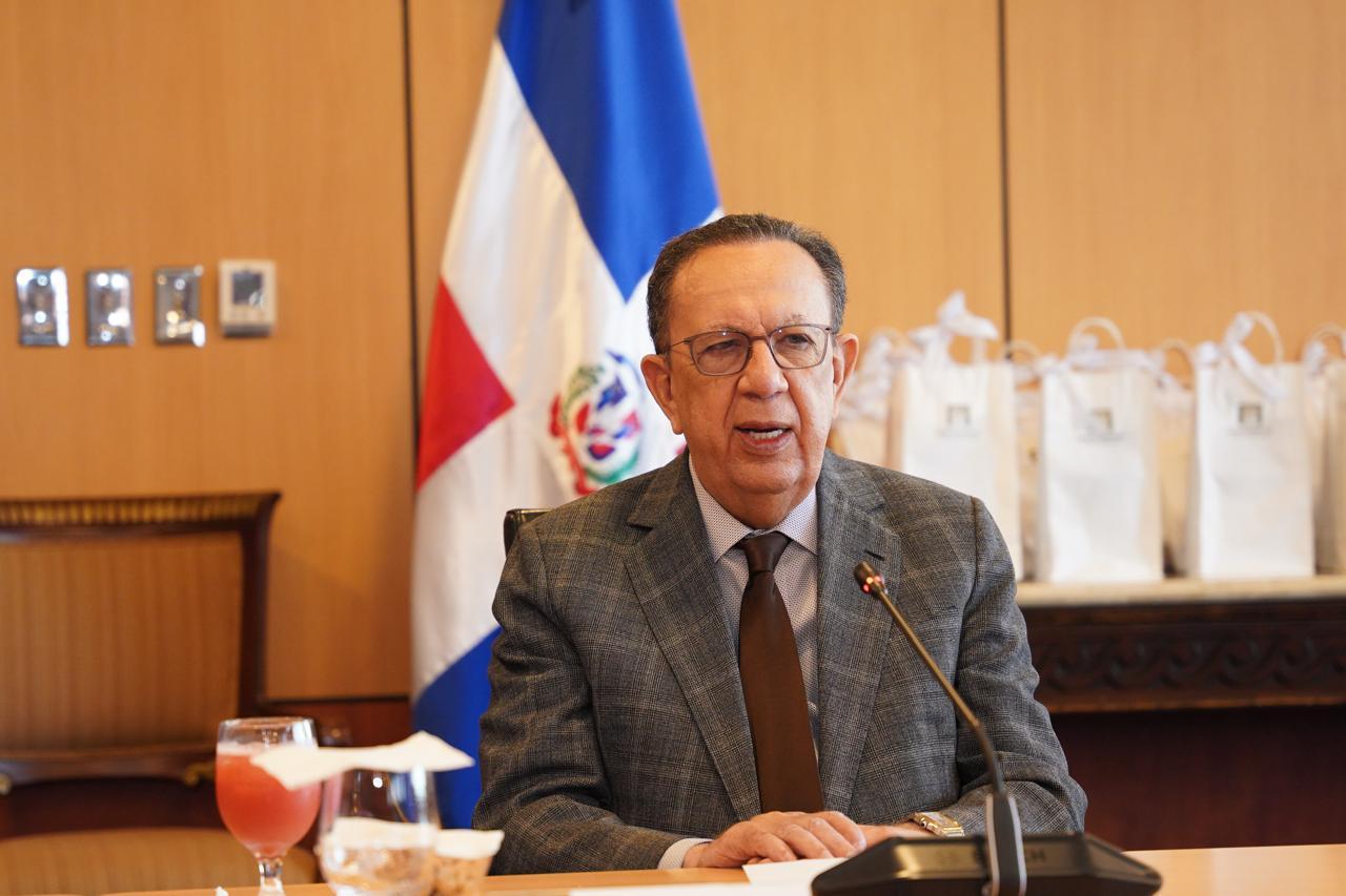 Construcción y servicios financieros lideran crecimiento de 4.6 % de la economía dominicana en julio