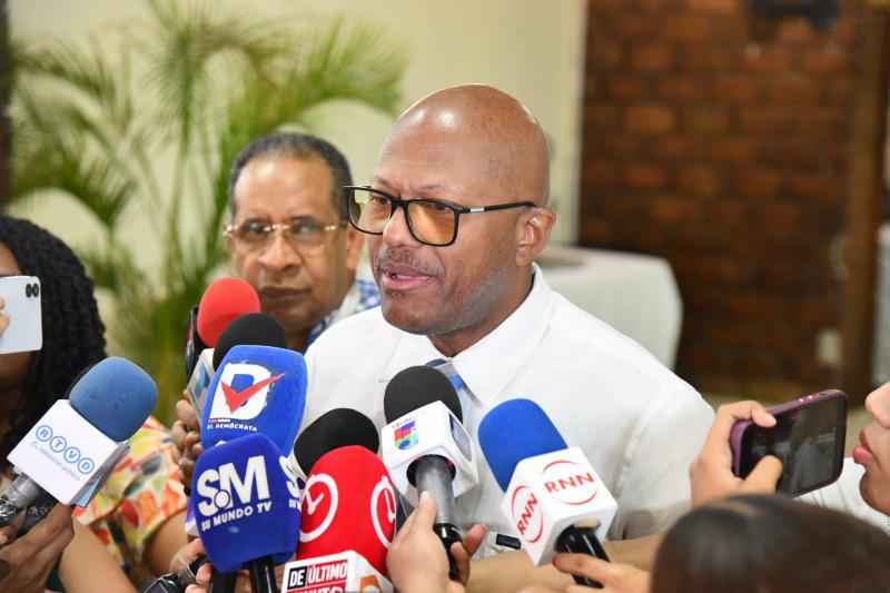CMD plantea posible falla en higiene ante muertes de 17 recién nacidos en Maternidad La Altagracia