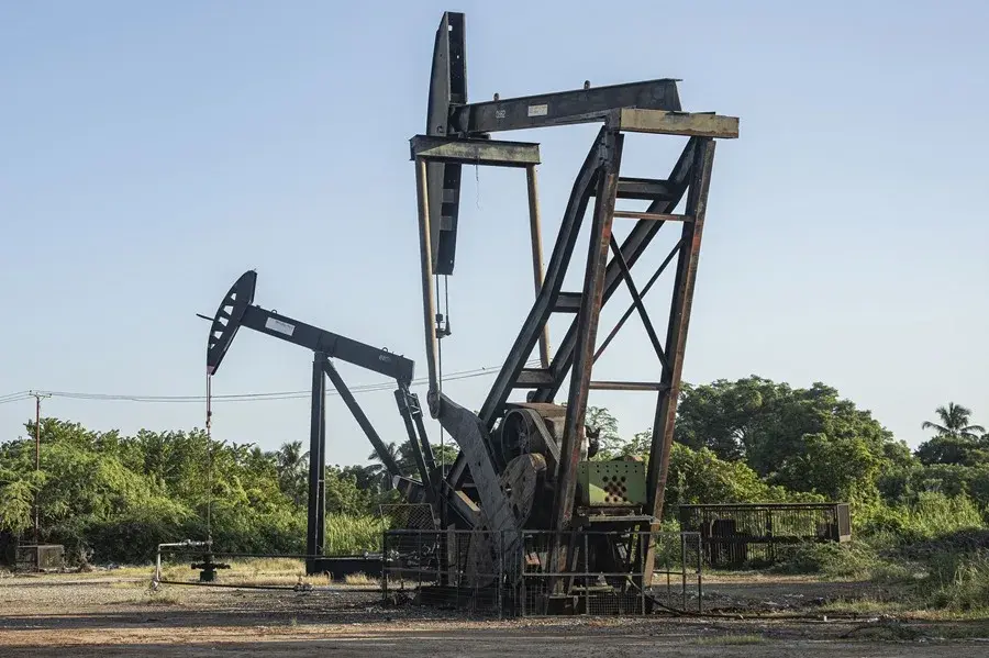 La Casa Blanca entrega a una empresa privada concesión de 100 años sobre petróleo venezolano