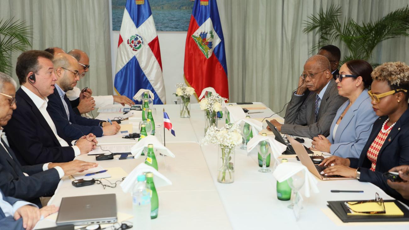 Cancilleres de República Dominicana y Haití fortalecen diálogo sobre seguridad fronteriza, migración y comercio