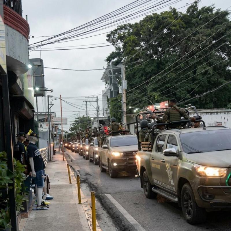 Paro del Falpo paraliza gran parte del comercio en Salcedo en reclamo de obras públicas