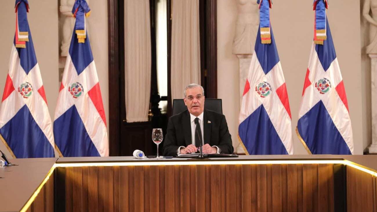 Gobierno afirma pobreza monetaria cae a 13.75 % y baja 2.9 puntos en un año