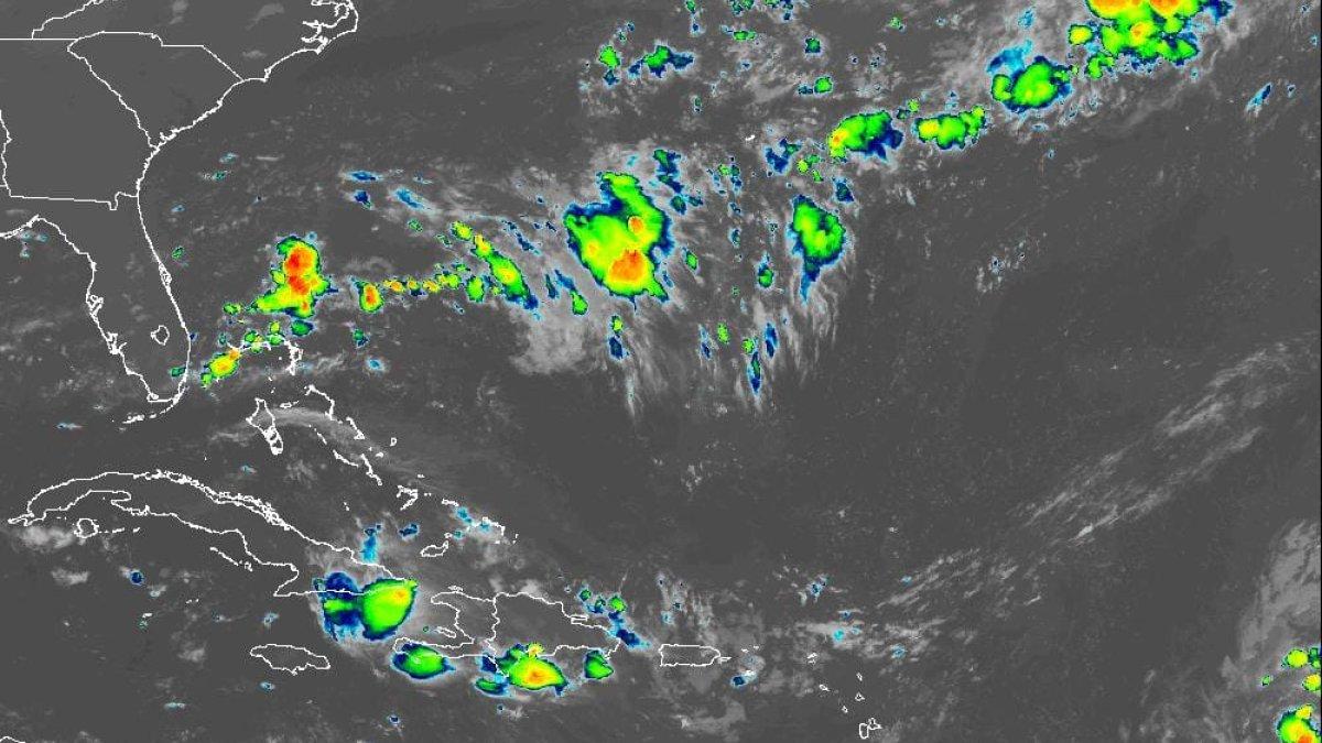 Ondas tropicales y vaguada provocarán aguaceros y tormentas eléctricas hasta el viernes